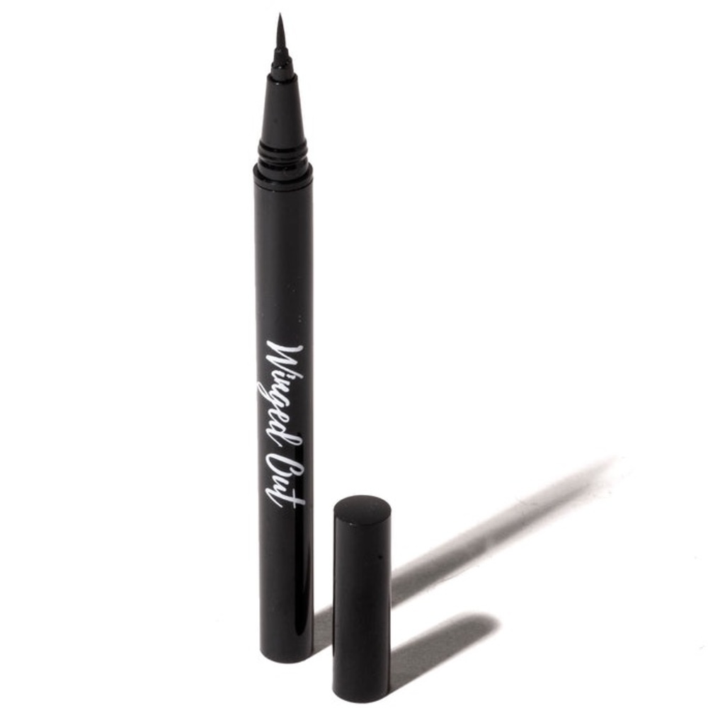 $2 PEACHY QUEEN LIQUID EYELINER. NEW. $2 WITH ANY $10 ORDER OR MORE